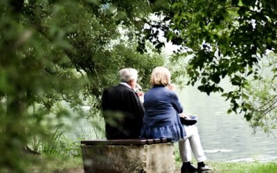 The Golden Connection: Why Seniors Need a Loving Companion